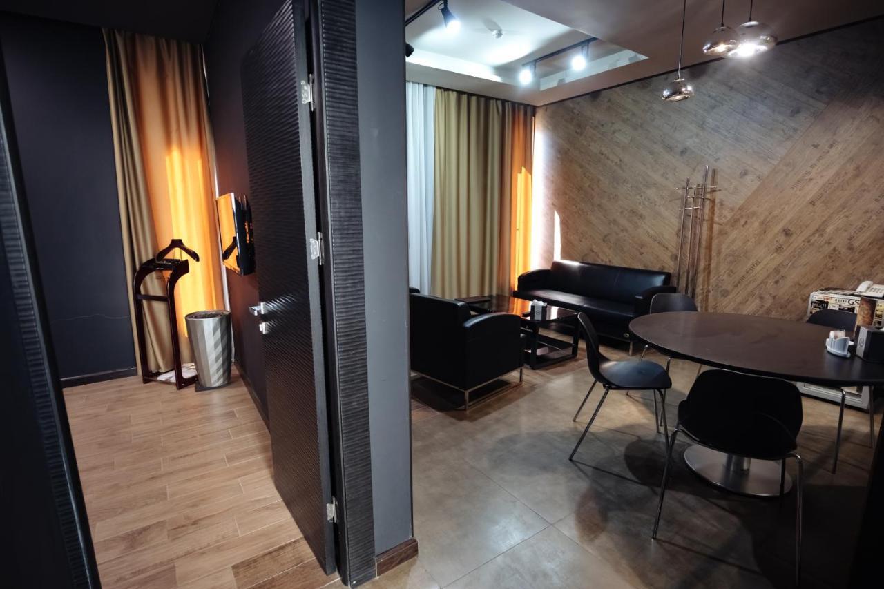 Gs Premium Hotel Jerevan Buitenkant foto
