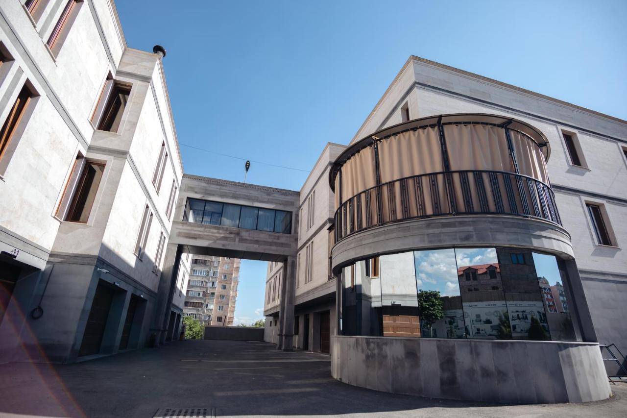 Gs Premium Hotel Jerevan Buitenkant foto