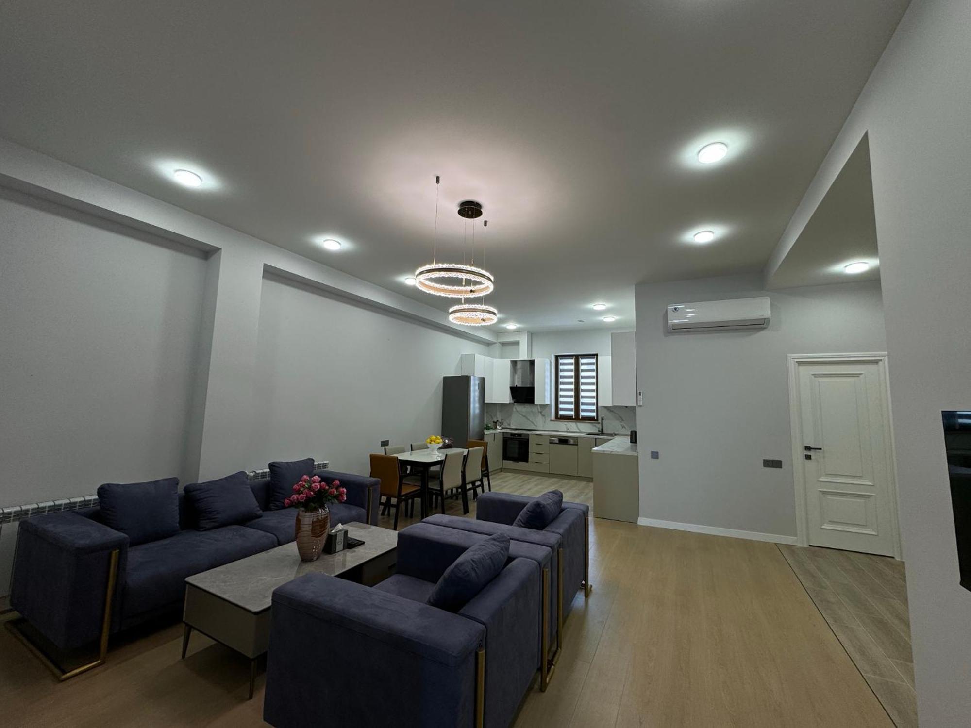 Gs Premium Hotel Jerevan Buitenkant foto