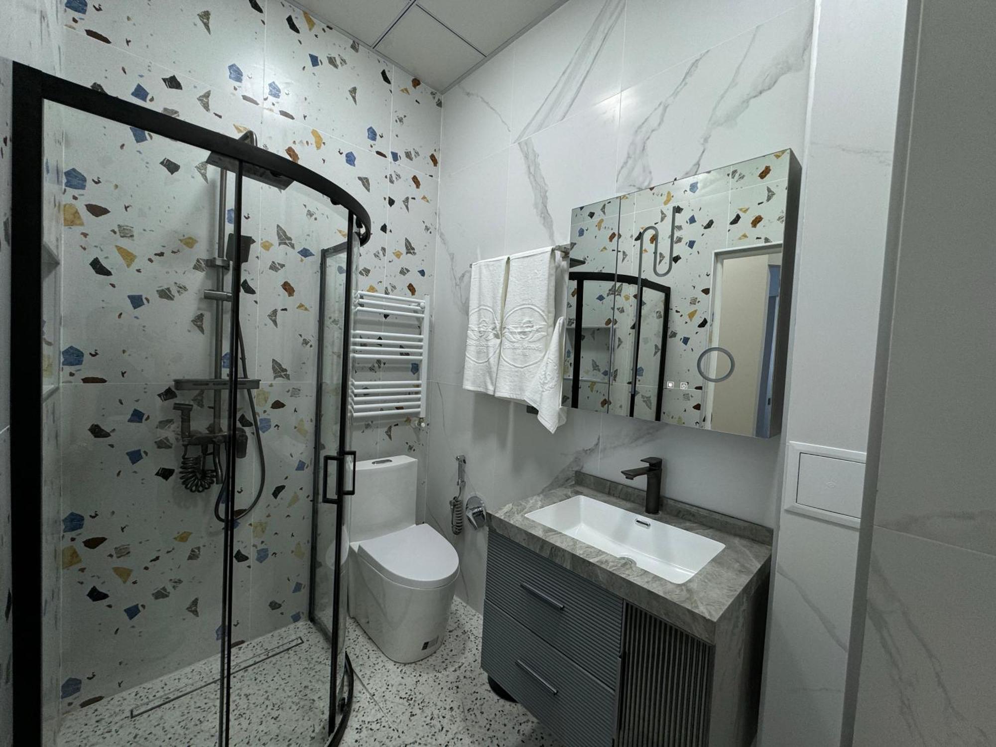 Gs Premium Hotel Jerevan Buitenkant foto