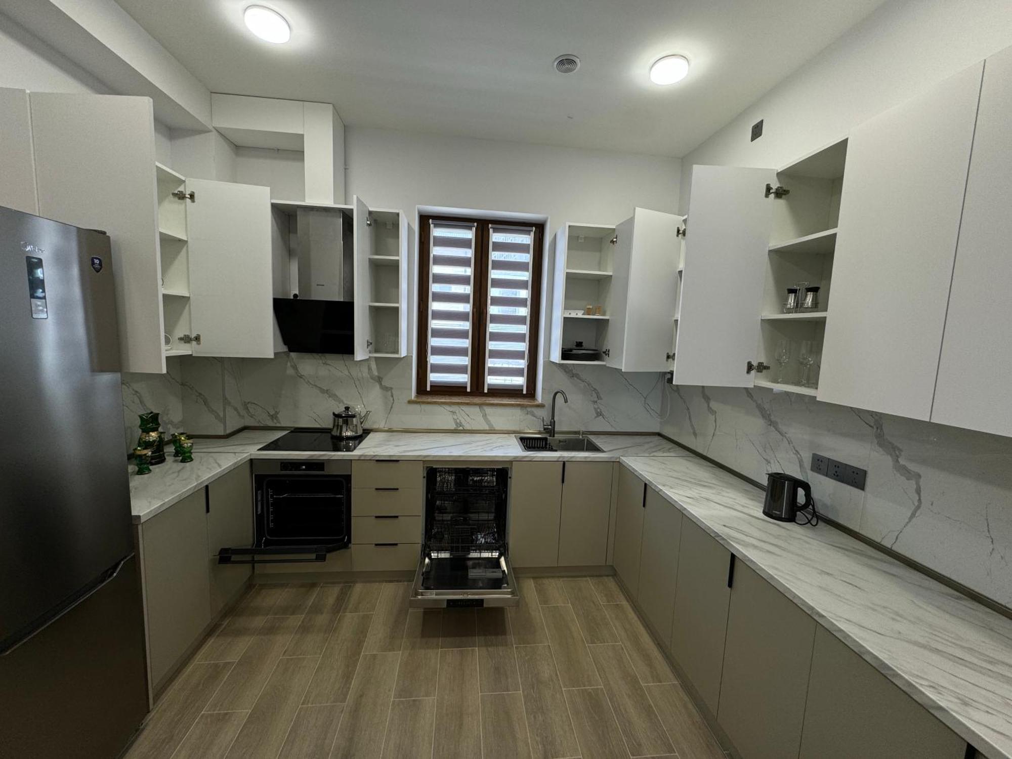 Gs Premium Hotel Jerevan Buitenkant foto