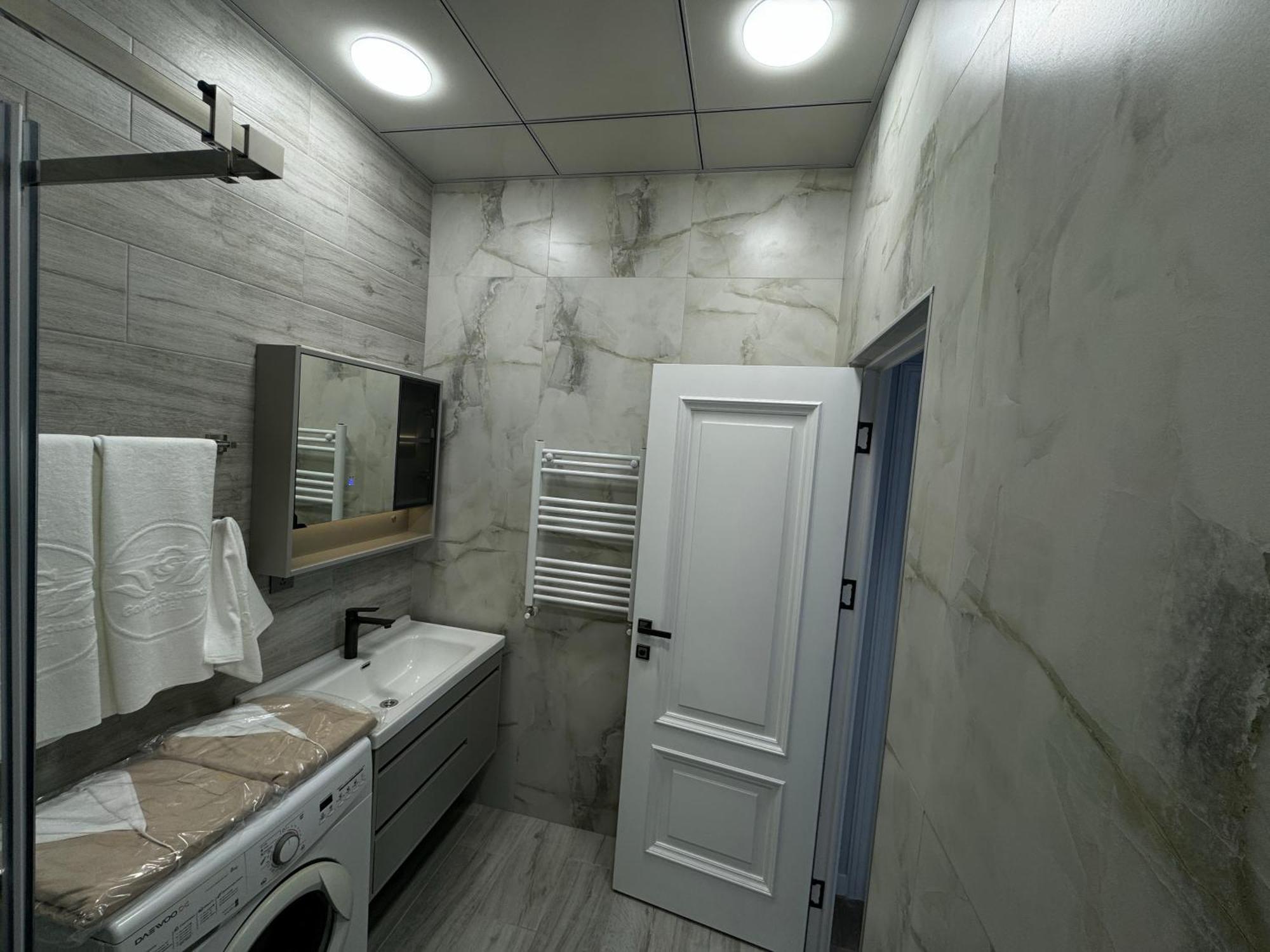 Gs Premium Hotel Jerevan Buitenkant foto