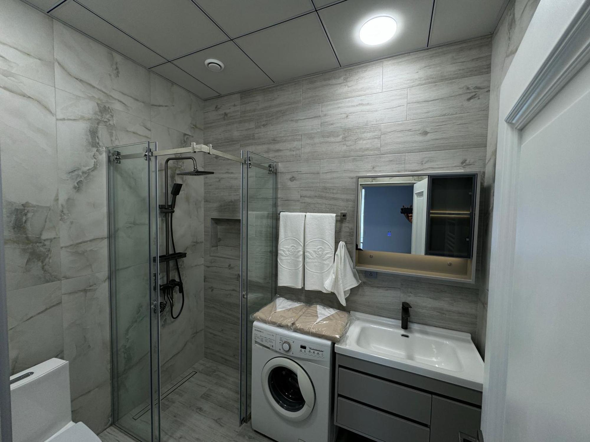 Gs Premium Hotel Jerevan Buitenkant foto